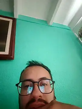 Nicky smith   online show from November 6, 8:45 pm