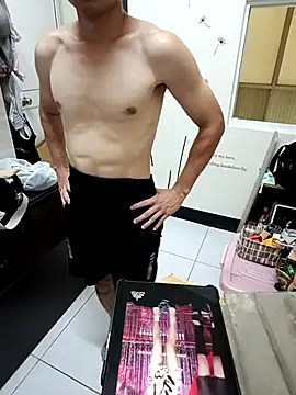 Snapshot of chiata410 chatting on October 24, 1:46 pm chiata410 online show from October 24, 1:46 pm