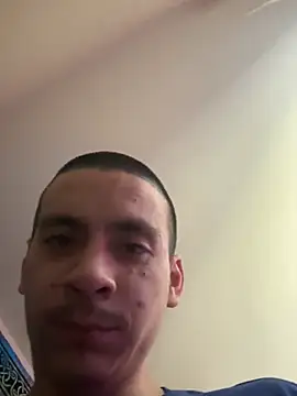 Cuminsideyou42 online show from March 8, 8:13 pm