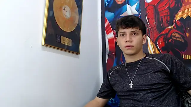 Snapshot of Jonathan_Moreau chatting on December 2, 12:16 pm Jonathan Moreau online show from December 2, 12:16 pm