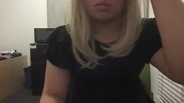 Snapshot of Jessica-Aine chatting on December 2, 1:11 pm Jessica-Aine online show from December 2, 1:11 pm