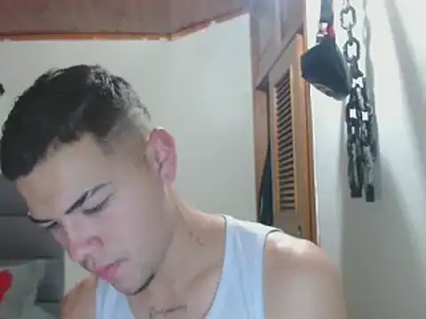 Snapshot of MarceloMilk chatting on January 30, 2:38 am MarceloMilk online show from January 30, 2:38 am
