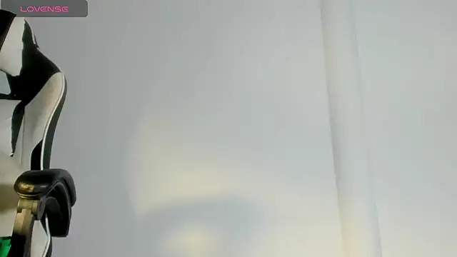 Snapshot of Amir_mikelsen chatting on October 20, 11:41 pm Amir mikelsen online show from October 20, 11:41 pm