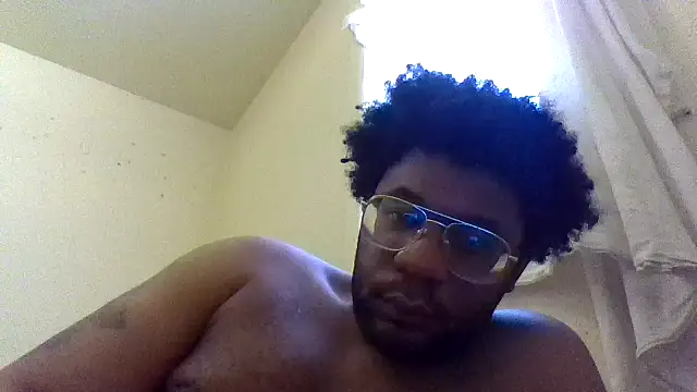 dvaughn3117 online show from April 14, 10:09 pm