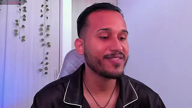 Raf brunette online show from December 19, 1:52 pm