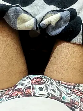 faaseel online show from April 7, 4:40 pm