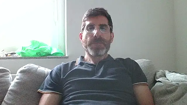 Snapshot of alcatraz009 chatting on October 8, 3:05 pm alcatraz009 online show from October 8, 3:05 pm