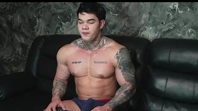 Justin Clark online show from November 1, 12:58 am