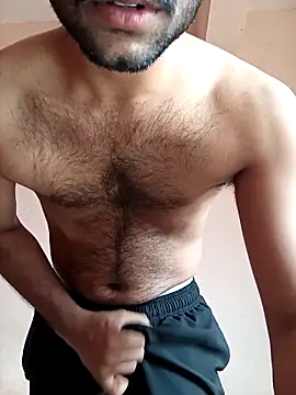 Vignesh3246 online show from February 8, 4:29 am