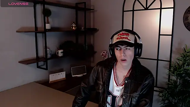 MattiDeLuca online show from January 25, 11:23 am