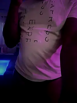 Snapshot of Bignc chatting on October 16, 6:05 pm Bignc online show from October 16, 6:05 pm