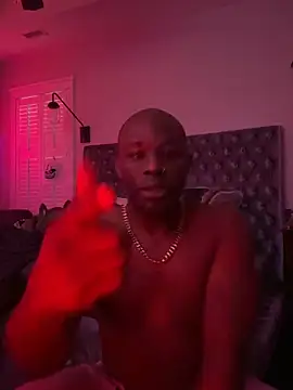 Snapshot of Bignc chatting on October 25, 10:33 pm Bignc online show from October 25, 10:33 pm