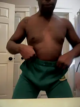 Snapshot of Bignc chatting on October 17, 6:34 pm Bignc online show from October 17, 6:34 pm