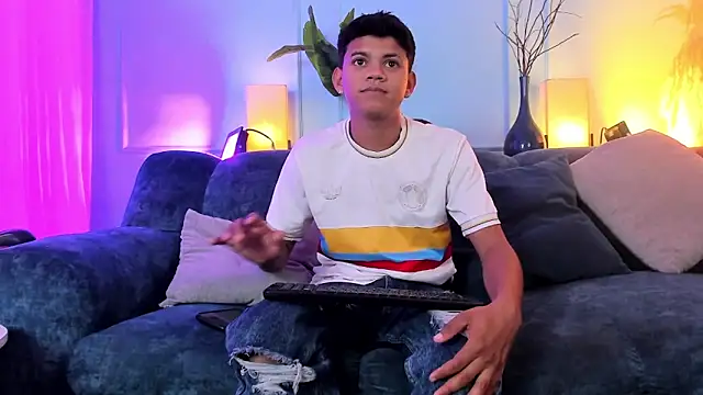 Jeffry wolvess online show from March 26, 12:20 pm