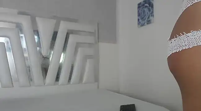Snapshot of _lexx1e chatting on February 14, 2:02 pm lexx1e online show from February 14, 2:02 pm