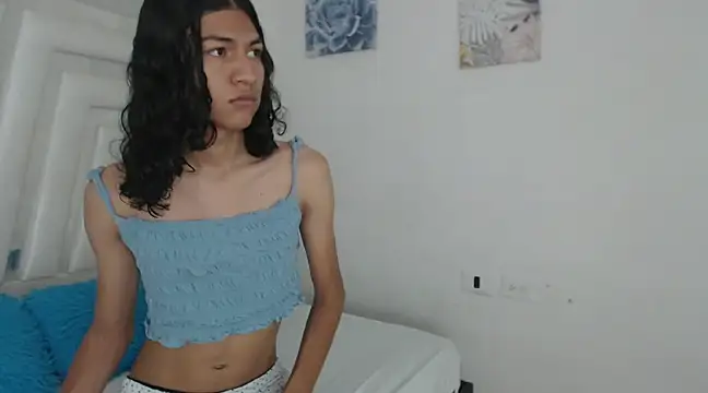 Snapshot of _lexx1e chatting on January 13, 1:39 pm lexx1e online show from January 13, 1:39 pm