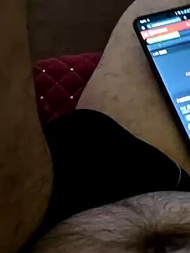 Snapshot of samee00721 chatting on October 4, 6:35 pm samee00721 online show from October 4, 6:35 pm