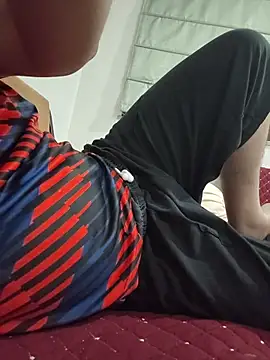 samee00721 online show from April 1, 5:21 pm