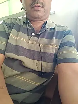 samee00721 online show from December 5, 10:55 am