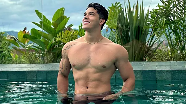 TravisJoplinn online show from January 29, 9:39 pm