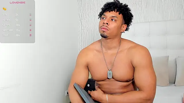 Jacub Micke1 online show from May 5, 1:18 am
