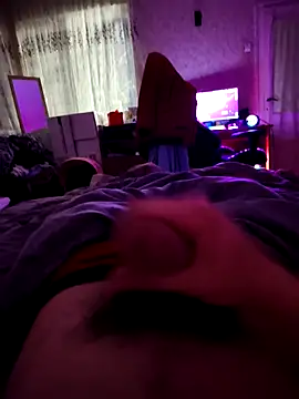 Peter BG online show from February 21, 10:00 pm