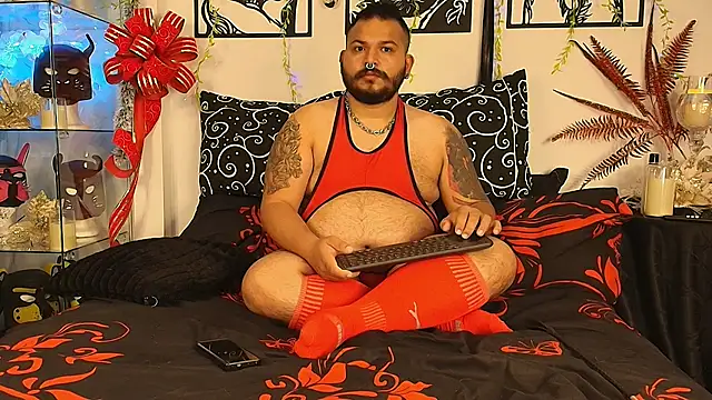 Snapshot of dannybear_ chatting on December 25, 12:58 pm dannybear online show from December 25, 12:58 pm