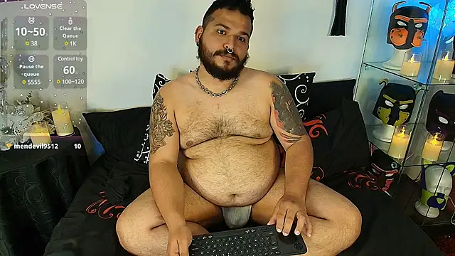 Snapshot of dannybear_ chatting on January 29, 9:28 pm dannybear online show from January 29, 9:28 pm