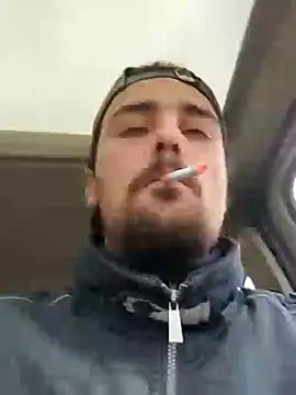 Snapshot of salvat22 chatting on January 22, 3:51 pm salvat22 online show from January 22, 3:51 pm