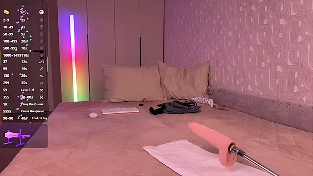 Walt Enjoy online show from April 25, 8:50 am