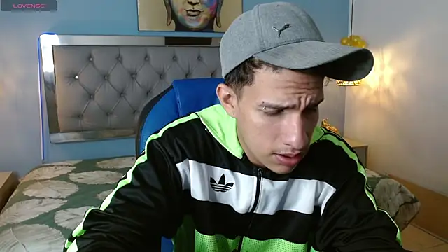 Jheidertwink online show from December 29, 3:22 am