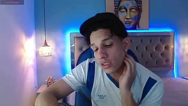 Jheidertwink online show from February 15, 9:06 pm