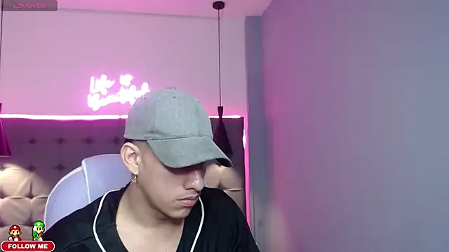 Jheidertwink online show from December 21, 3:36 am