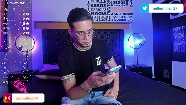 Snapshot of JoshMillerr_ chatting on January 23, 7:51 pm JoshMillerr online show from January 23, 7:51 pm