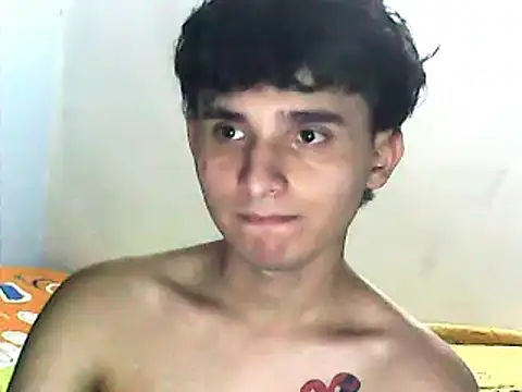 Snapshot of Charley_quin chatting on January 20, 12:04 am Charley quin online show from January 20, 12:04 am