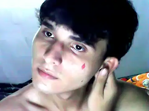 Snapshot of Charley_quin chatting on February 6, 11:15 pm Charley quin online show from February 6, 11:15 pm