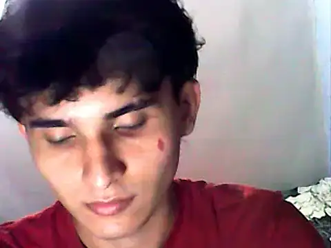Snapshot of Charley_quin chatting on February 5, 11:17 pm Charley quin online show from February 5, 11:17 pm