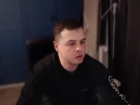 CuteMan33 online show from April 4, 6:27 pm