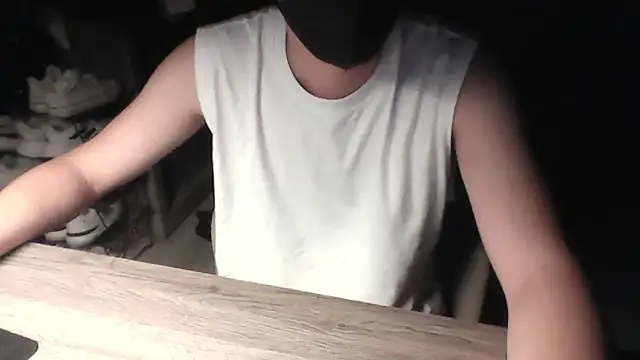 stupidpig online show from December 12, 2:33 pm