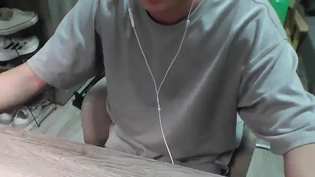 stupidpig online show from January 1, 2:09 pm