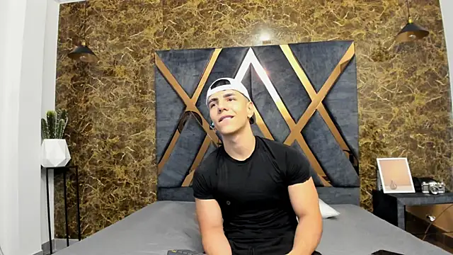 Snapshot of Flynn_Riider chatting on January 15, 11:32 am Flynn Riider online show from January 15, 11:32 am