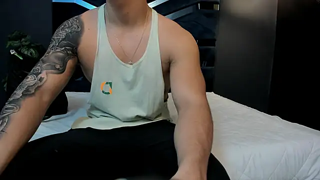 Snapshot of Flynn_Riider chatting on March 21, 11:22 am Flynn Riider online show from March 21, 11:22 am
