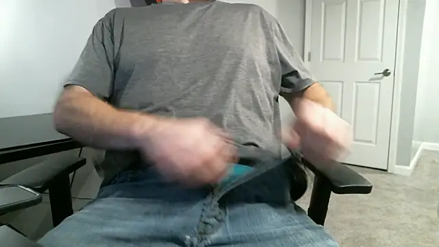  magictouch  online show from December 14, 7:25 pm