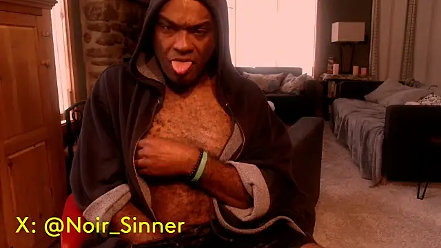 Snapshot of sinnernoir chatting on October 20, 4:00 pm sinnernoir online show from October 20, 4:00 pm