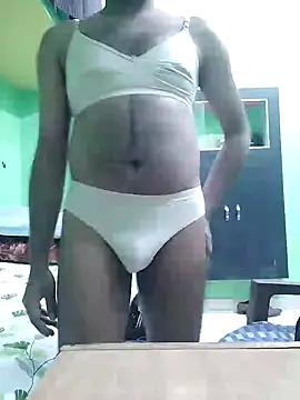 Snapshot of KUKU69XX chatting on December 18, 4:49 pm KUKU69XX online show from December 18, 4:49 pm