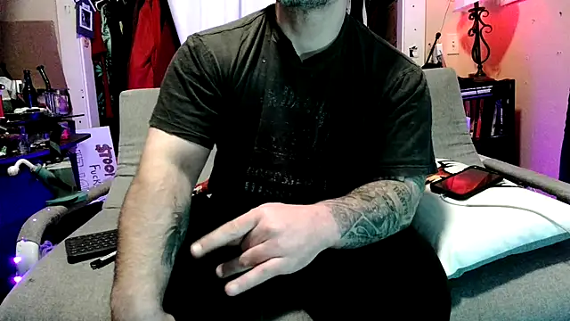 TwoFarty240 online show from February 15, 11:13 pm