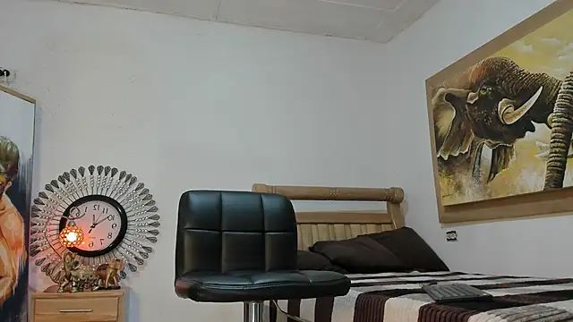 mr stiven  online show from April 22, 3:02 am