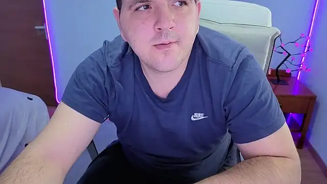 Snapshot of JasonJacks chatting on October 24, 11:34 am JasonJacks online show from October 24, 11:34 am