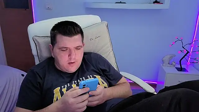 Snapshot of JasonJacks chatting on October 27, 12:07 pm JasonJacks online show from October 27, 12:07 pm