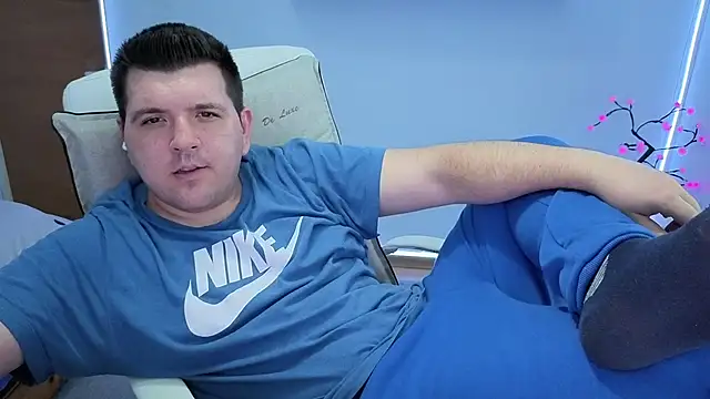 Snapshot of JasonJacks chatting on November 1, 2:32 pm JasonJacks online show from November 1, 2:32 pm